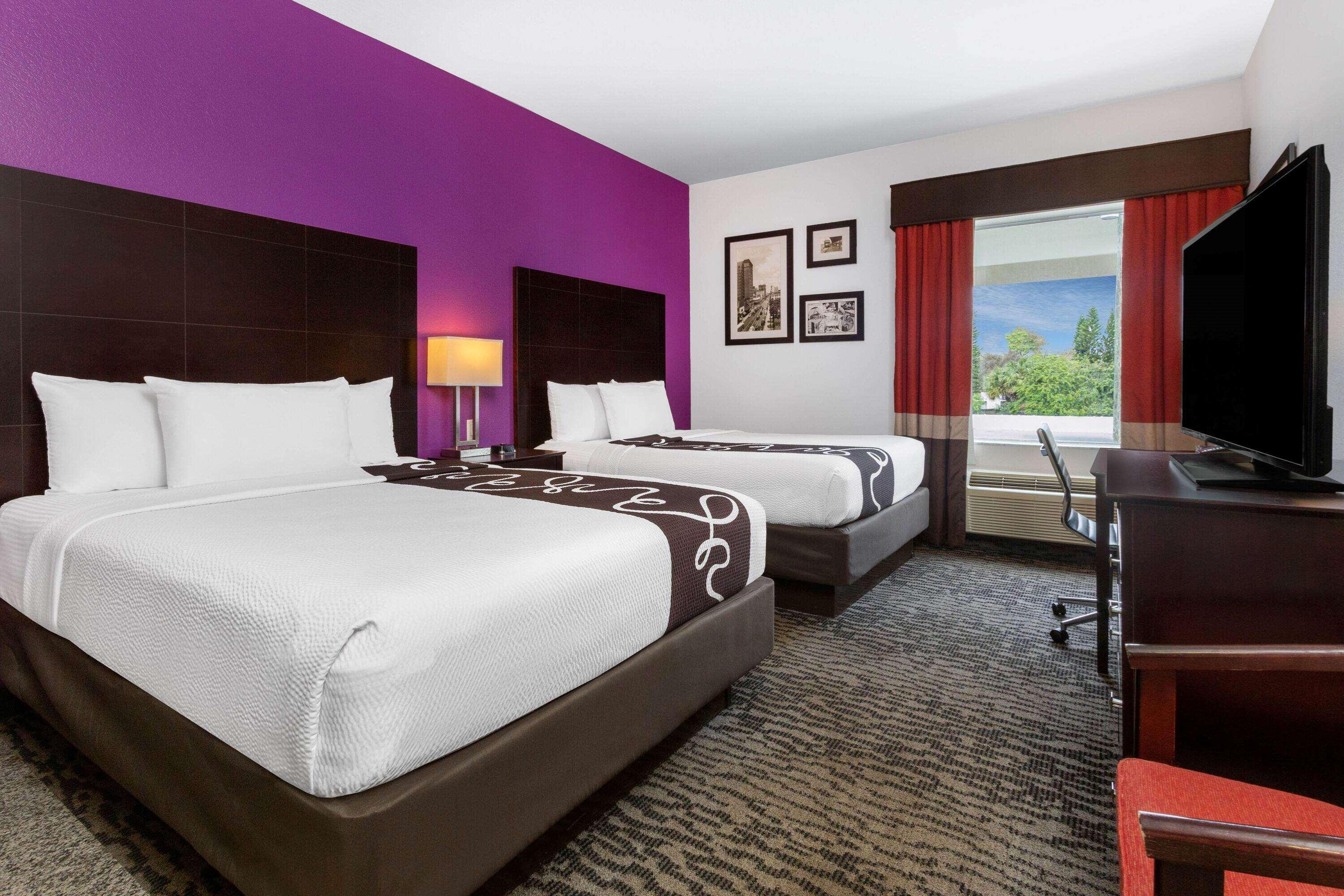 La Quinta By Wyndham Tampa Bay Area-Tampa South Hotel Exterior photo