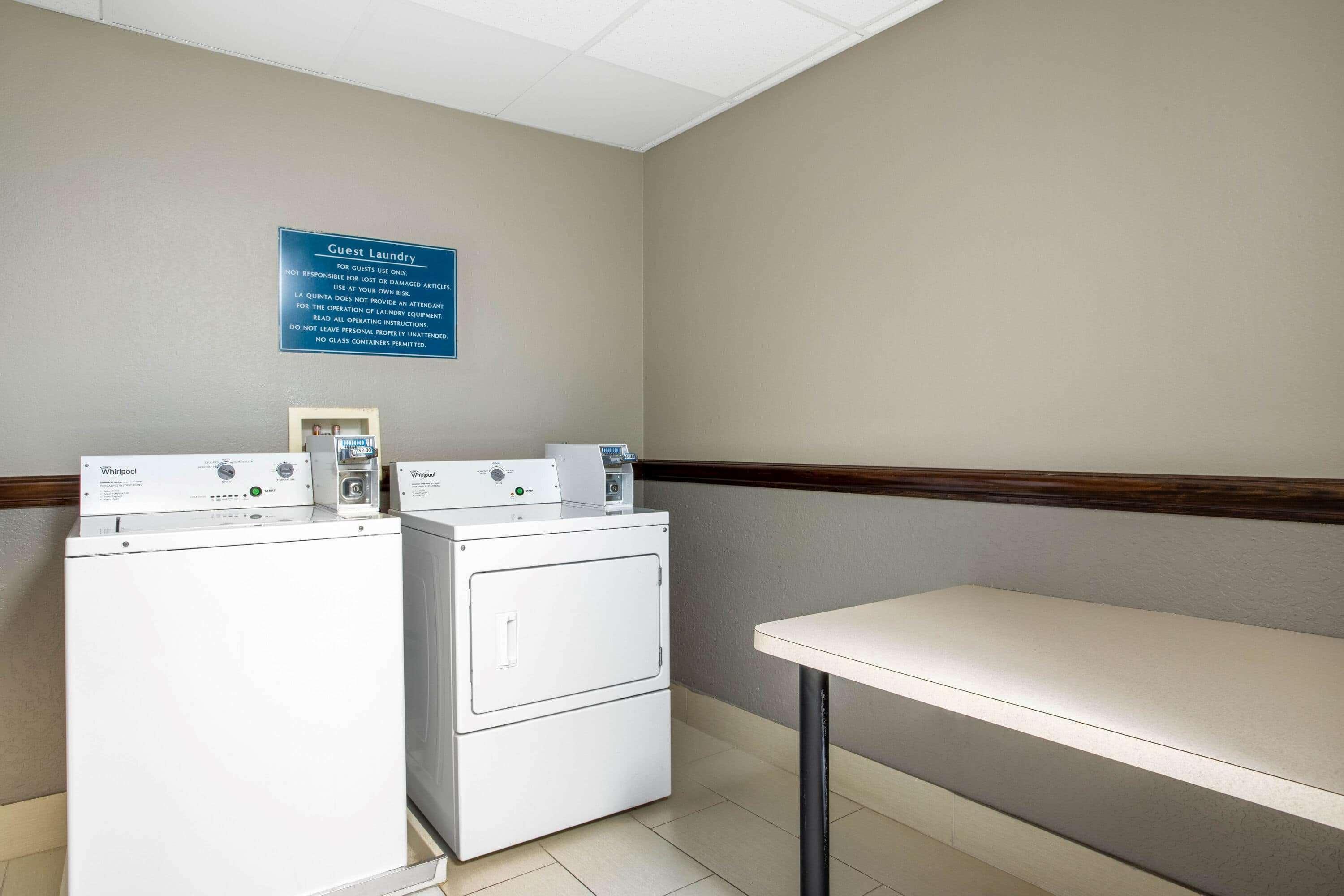 La Quinta By Wyndham Tampa Bay Area-Tampa South Hotel Exterior photo