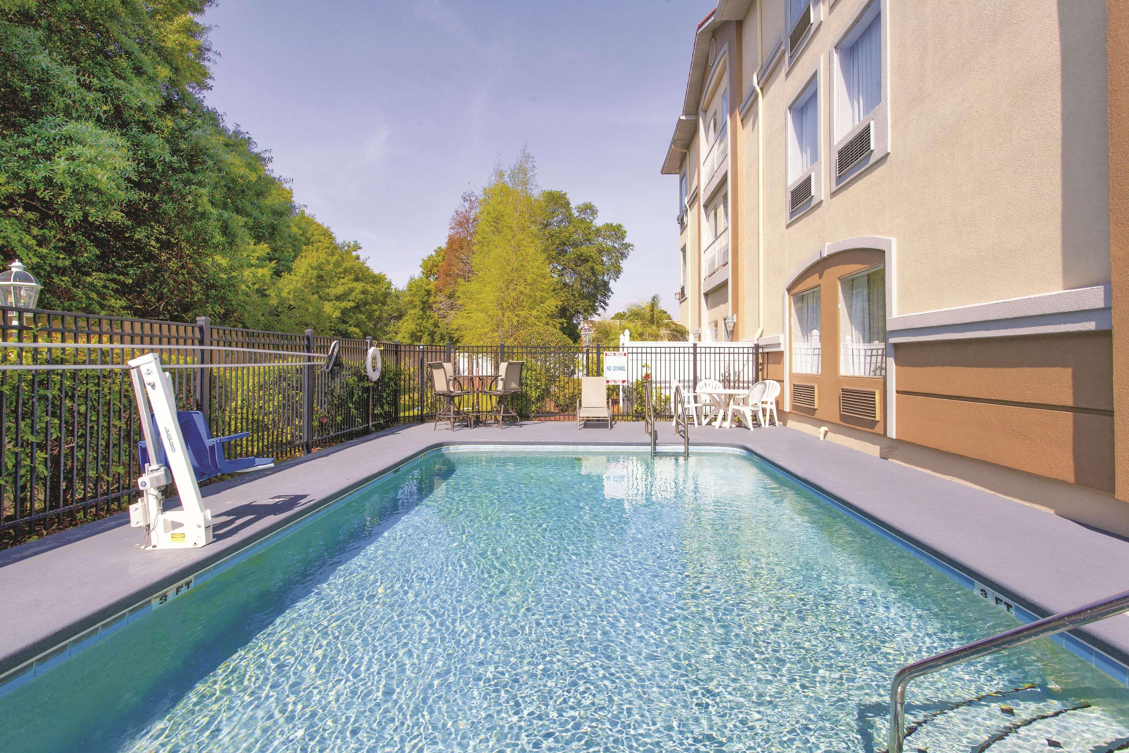 La Quinta By Wyndham Tampa Bay Area-Tampa South Hotel Exterior photo