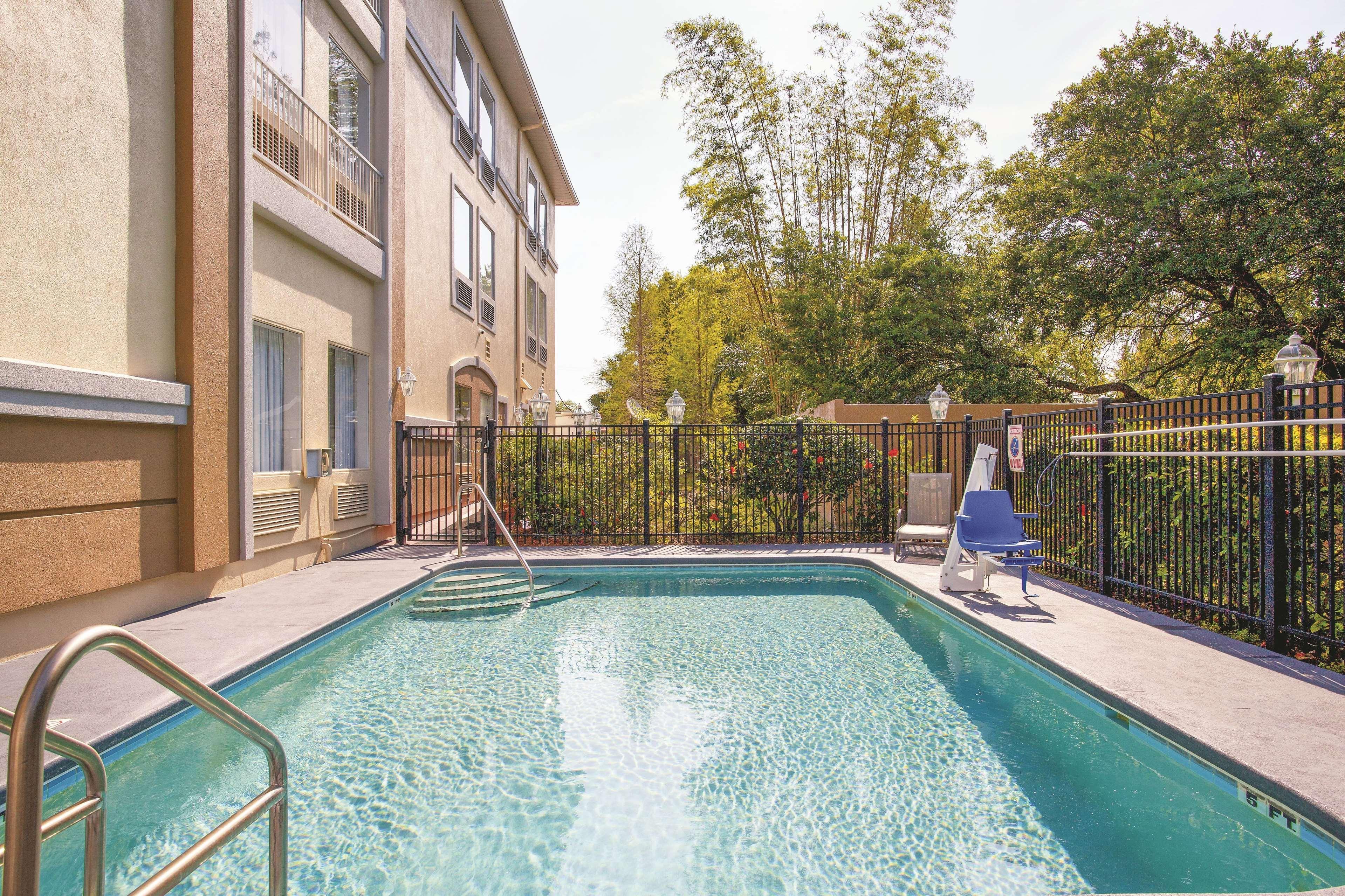 La Quinta By Wyndham Tampa Bay Area-Tampa South Hotel Exterior photo