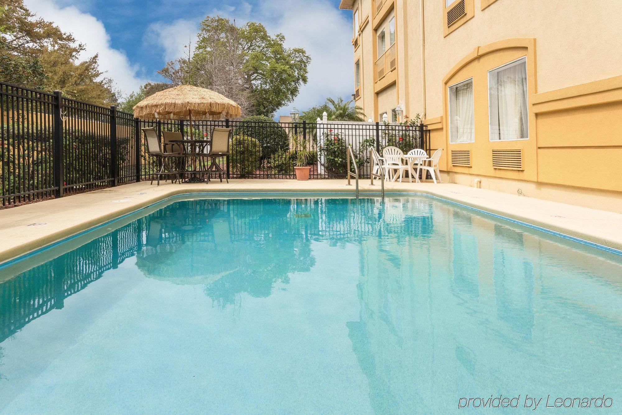La Quinta By Wyndham Tampa Bay Area-Tampa South Hotel Exterior photo