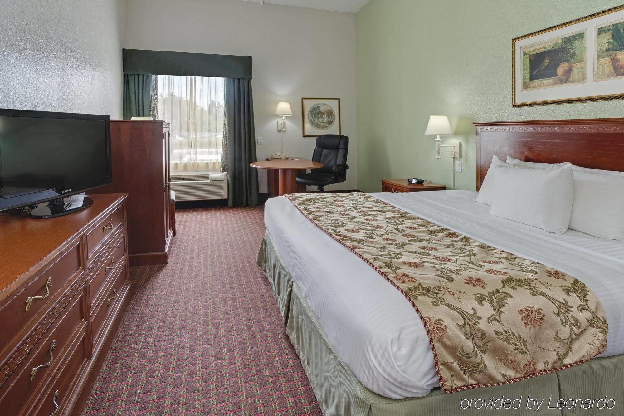La Quinta By Wyndham Tampa Bay Area-Tampa South Hotel Exterior photo